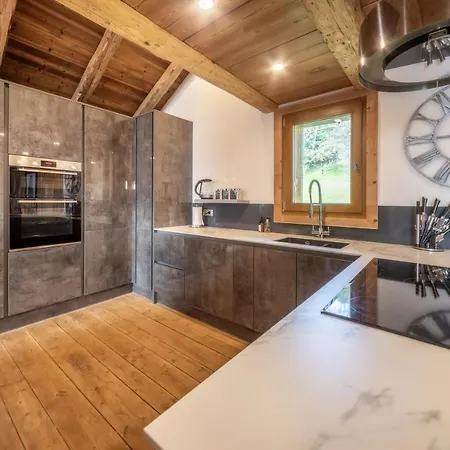 Luxury Morzine With Stunning Mountain Views Chalet